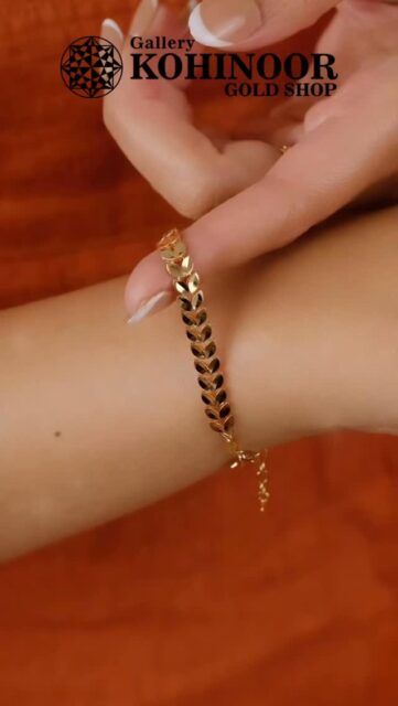 Best Seller "Verona Collection" 

.
.
Dapatkan koleksi perhiasan emas model terbaru hanya di @gallerykohinoor
ALWAYS YOUNG & STAY GOLD🌟💫
.
.
More Info : ⤵️⤵️⤵️
Whatsapp :  087869999909 
Our outlets :
Gallery Kohinoor : Jl. Sulawesi No. 106-108, Denpasar, Bali. (0361)237925
.
New Gallery Kohinoor : Jl. Sulawesi No. 80, Denpasar, Bali. (0361)8486111
.
Gallery Kohinoor Teuku Umar : Jl. Teuku umar No. 14, Denpasar, Bali. (0361)8488999
.
.
#gallerykohinoor #tokoemas #tokoemasdps #goldshop  #perhiasanemas #tokoperhiasanemasbali #perhiasanemasdps 
#weddingring #jewelry #fashion #gold
#newdesign #limited #likeforlike #bangles #necklace #ring #bracelet #pendant #earrings #diamond #instafashion #bestseller #style #luxury #yellowgold #whitegold #rosegold #jualantambali 
TRUSTED GOLD SHOP GALLERY KOHINOOR ⭐ GET THE BEST DESIGNS AND MODELS WITH THE BEST PRICE AND LOTS OF CHOICES HERE 💗