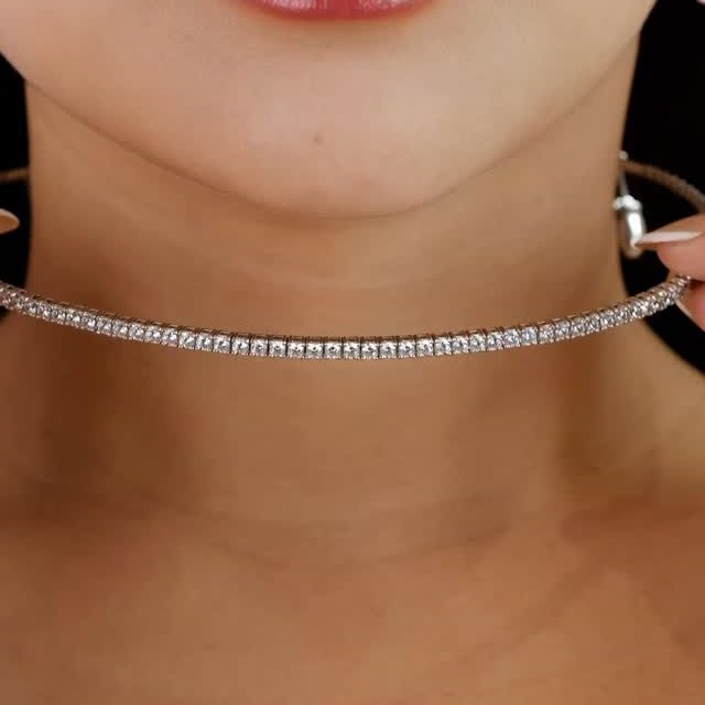 Sentuhan permata yang menawan di setiap tampilan.

.
.
Dapatkan koleksi perhiasan emas model terbaru hanya di @gallerykohinoor
ALWAYS YOUNG & STAY GOLD🌟💫
.
.
More Info : ⤵️⤵️⤵️
Whatsapp :  087869999909 
Our outlets :
Gallery Kohinoor : Jl. Sulawesi No. 106-108, Denpasar, Bali. (0361)237925
.
New Gallery Kohinoor : Jl. Sulawesi No. 80, Denpasar, Bali. (0361)8486111
.
Gallery Kohinoor Teuku Umar : Jl. Teuku umar No. 14, Denpasar, Bali. (0361)8488999
.
.
#gallerykohinoor #tokoemas #tokoemasdps #goldshop  #perhiasanemas 
TRUSTED GOLD SHOP GALLERY KOHINOOR ⭐ GET THE BEST DESIGNS AND MODELS WITH THE BEST PRICE AND LOTS OF CHOICES HERE 💗