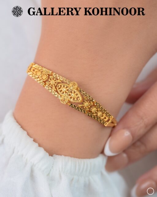 Lengkapi tampilan ramadhan mu dengan koleksi perhiasan dari Gallery Kohinoor
.
.
Dapatkan koleksi perhiasan emas model terbaru hanya di @gallerykohinoor
ALWAYS YOUNG & STAY GOLD🌟💫
.
.
More Info : ⤵️⤵️⤵️
Whatsapp :  087869999909 
Our outlets :
Gallery Kohinoor : Jl. Sulawesi No. 106-108, Denpasar, Bali. (0361)237925
.
New Gallery Kohinoor : Jl. Sulawesi No. 80, Denpasar, Bali. (0361)8486111
.
Gallery Kohinoor Teuku Umar : Jl. Teuku umar No. 14, Denpasar, Bali. (0361)8488999
.
.
#gallerykohinoor #goldshopbali #tokoemasbali #antam #goldjewellry 
TRUSTED GOLD SHOP GALLERY KOHINOOR ⭐ GET THE BEST DESIGNS AND MODELS WITH THE BEST PRICE AND LOTS OF CHOICES HERE 💗