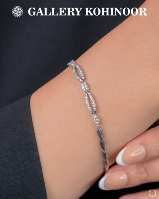 Lengkapi setiap tampilan mu dengan koleksi perhiasan dari Gallery Kohinoor 
.
Dapatkan koleksi perhiasan emas model terbaru hanya di @gallerykohinoor
ALWAYS YOUNG & STAY GOLD🌟💫
.
.
More Info : ⤵️⤵️⤵️
Whatsapp :  087869999909 
Our outlets :
Gallery Kohinoor : Jl. Sulawesi No. 106-108, Denpasar, Bali. (0361)237925
.
New Gallery Kohinoor : Jl. Sulawesi No. 80, Denpasar, Bali. (0361)8486111
.
Gallery Kohinoor Teuku Umar : Jl. Teuku umar No. 14, Denpasar, Bali. (0361)8488999
.
.
#gallerykohinoor #goldshopbali #tokoemasbali #antam #goldjewellry 
TRUSTED GOLD SHOP GALLERY KOHINOOR ⭐ GET THE BEST DESIGNS AND MODELS WITH THE BEST PRICE AND LOTS OF CHOICES HERE 💗