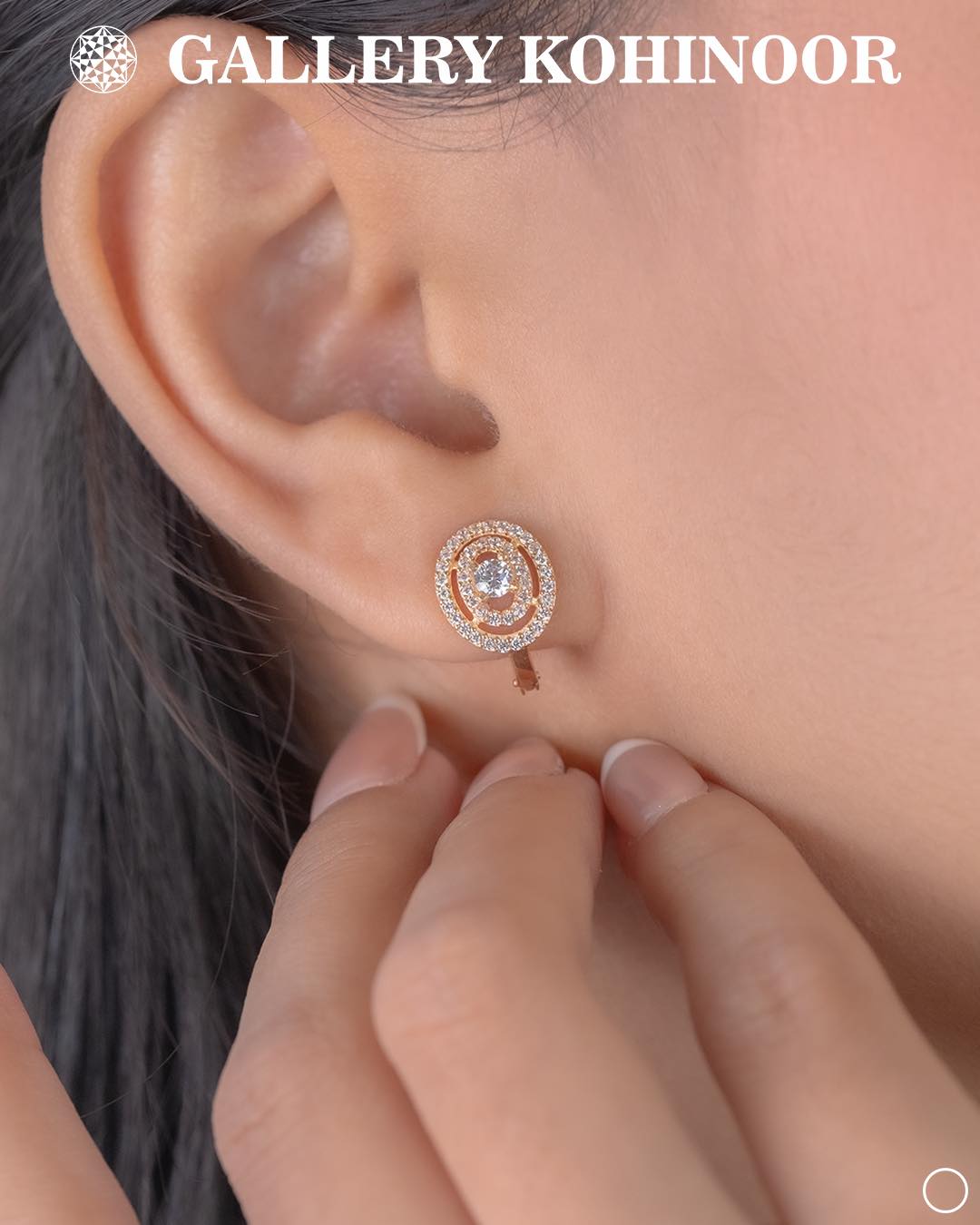 Tampil menawan dengan koleksi perhiasan Gallery Kohinoor
.
.
Dapatkan koleksi perhiasan emas model terbaru hanya di @gallerykohinoor
ALWAYS YOUNG & STAY GOLD🌟💫
.
.
More Info : ⤵️⤵️⤵️
Whatsapp :  087869999909 
Our outlets :
Gallery Kohinoor : Jl. Sulawesi No. 106-108, Denpasar, Bali. (0361)237925
.
New Gallery Kohinoor : Jl. Sulawesi No. 80, Denpasar, Bali. (0361)8486111
.
Gallery Kohinoor Teuku Umar : Jl. Teuku umar No. 14, Denpasar, Bali. (0361)8488999
.
.
#gallerykohinoor #goldshopbali #tokoemasbali #antam #goldjewellry 
TRUSTED GOLD SHOP GALLERY KOHINOOR ⭐ GET THE BEST DESIGNS AND MODELS WITH THE BEST PRICE AND LOTS OF CHOICES HERE 💗