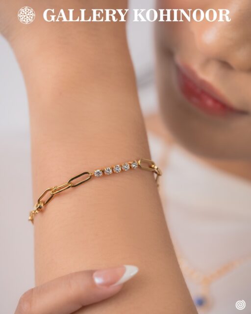 Tampil menawan dengan koleksi perhiasan Gallery Kohinoor
.
.
Dapatkan koleksi perhiasan emas model terbaru hanya di @gallerykohinoor
ALWAYS YOUNG & STAY GOLD🌟💫
.
.
More Info : ⤵️⤵️⤵️
Whatsapp :  087869999909 
Our outlets :
Gallery Kohinoor : Jl. Sulawesi No. 106-108, Denpasar, Bali. (0361)237925
.
New Gallery Kohinoor : Jl. Sulawesi No. 80, Denpasar, Bali. (0361)8486111
.
Gallery Kohinoor Teuku Umar : Jl. Teuku umar No. 14, Denpasar, Bali. (0361)8488999
.
.
#gallerykohinoor #goldshopbali #tokoemasbali #antam #goldjewelry 

TRUSTED GOLD SHOP GALLERY KOHINOOR ⭐ GET THE BEST DESIGNS AND MODELS WITH THE BEST PRICE AND LOTS OF CHOICES HERE 💗