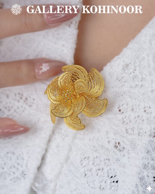Tampil menawan dengan koleksi perhiasan Gallery Kohinoor
.
.
Dapatkan koleksi perhiasan emas model terbaru hanya di @gallerykohinoor
ALWAYS YOUNG & STAY GOLD🌟💫
.
.
More Info : ⤵️⤵️⤵️
Whatsapp : 087869999909
Our outlets :
Gallery Kohinoor : Jl. Sulawesi No. 106-108, Denpasar, Bali. (0361)237925
.
New Gallery Kohinoor : Jl. Sulawesi No. 80, Denpasar, Bali. (0361)8486111
.
Gallery Kohinoor Teuku Umar : Jl. Teuku umar No. 14, Denpasar, Bali. (0361)8488999
.
.
#gallerykohinoor #goldshopbali #tokoemasbali #antam #goldjewelry
TRUSTED GOLD SHOP GALLERY KOHINOOR ⭐ GET THE BEST DESIGNS AND MODELS WITH THE BEST PRICE AND LOTS OF CHOICES HERE 💗