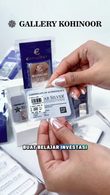 Hai Sobat GK!
Masih ingat harga perak dulu? 👀

✨ 2016 : sekitar Rp6 ribuan/gram
✨ 2018 : sekitar Rp7 ribuan/gram
✨ 2020 : sekitar Rp8 ribuan/gram
✨ 2022 : sekitar Rp10 ribuan/gram
✨ 2024 : sekitar Rp20 ribuan/gram
✨ 2026 : sudah tembus Rp60 ribuan/gram 📈

Siapa sangka, logam yang sering dianggap "nomor dua setelah emas" ini ternyata juga menunjukkan pertumbuhan yang menarik.

Kalau menurut Sobat GK, harga perak 10 tahun lagi bakal ada di angka berapa? 🤔✨

#gallerykohinoor #tokoemasbali #silverbar #perakbali #perak